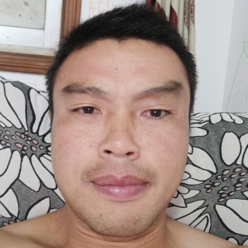 建设者强的照片