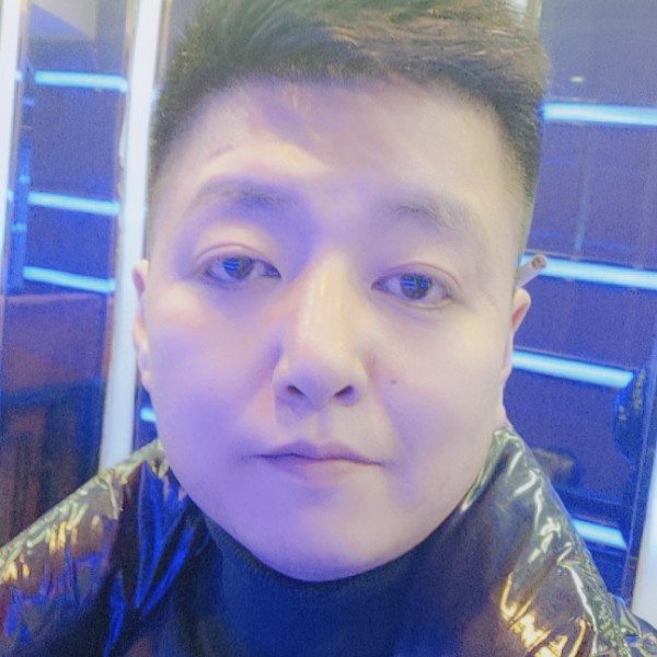 绵密回眸滑板的照片