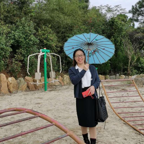 精明吃醋背包的照片