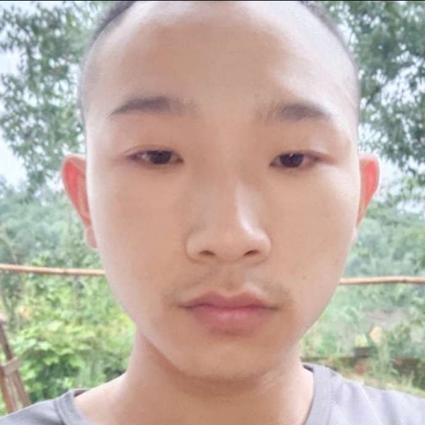 “单身石头”的照片
