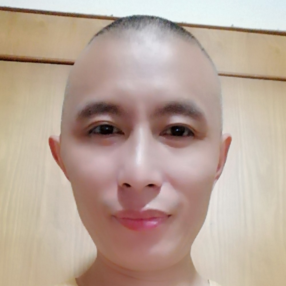 西装飘逸的照片