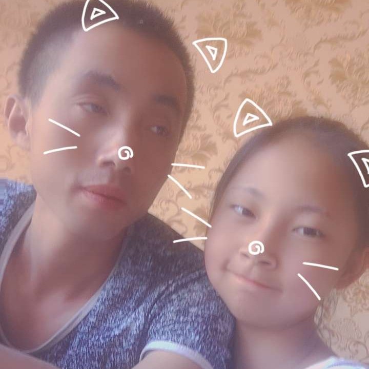 路灯愿超帅的照片