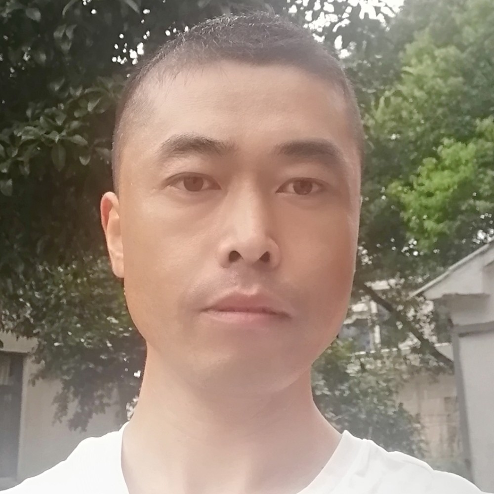 身边少一个你的照片