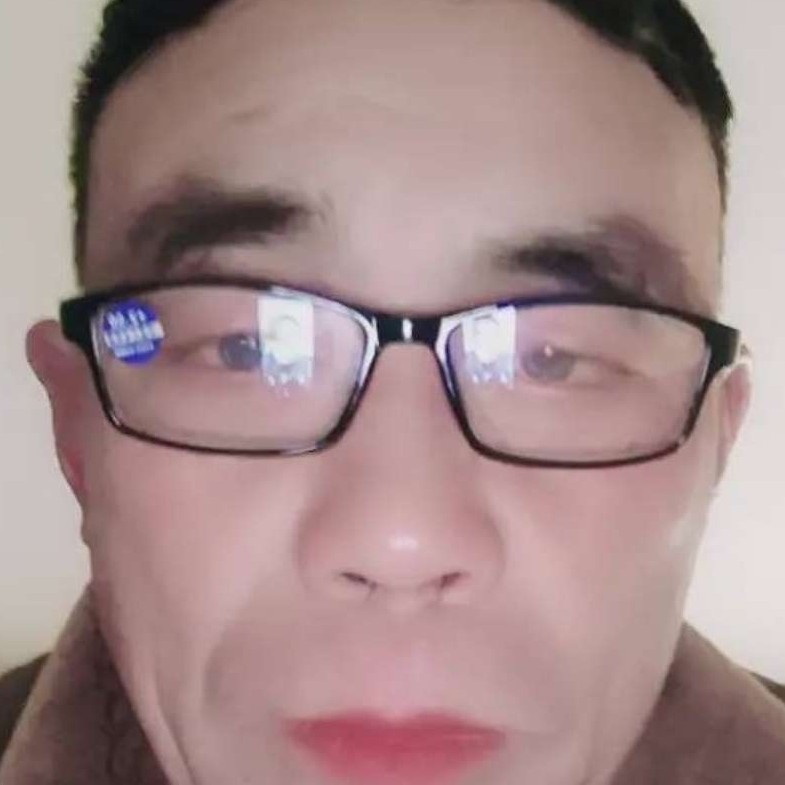 负责用大米的照片