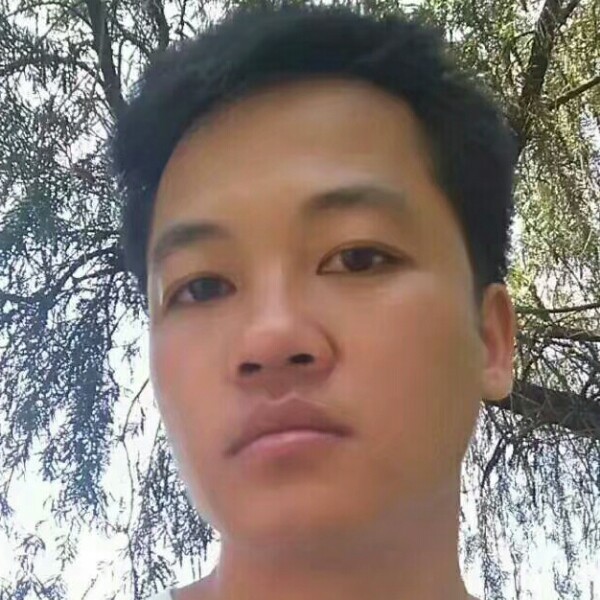 绝影笑大气的照片