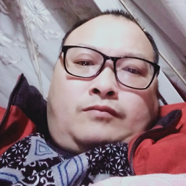 雄霸。的照片