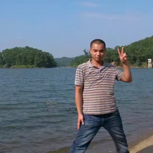 15920825的照片