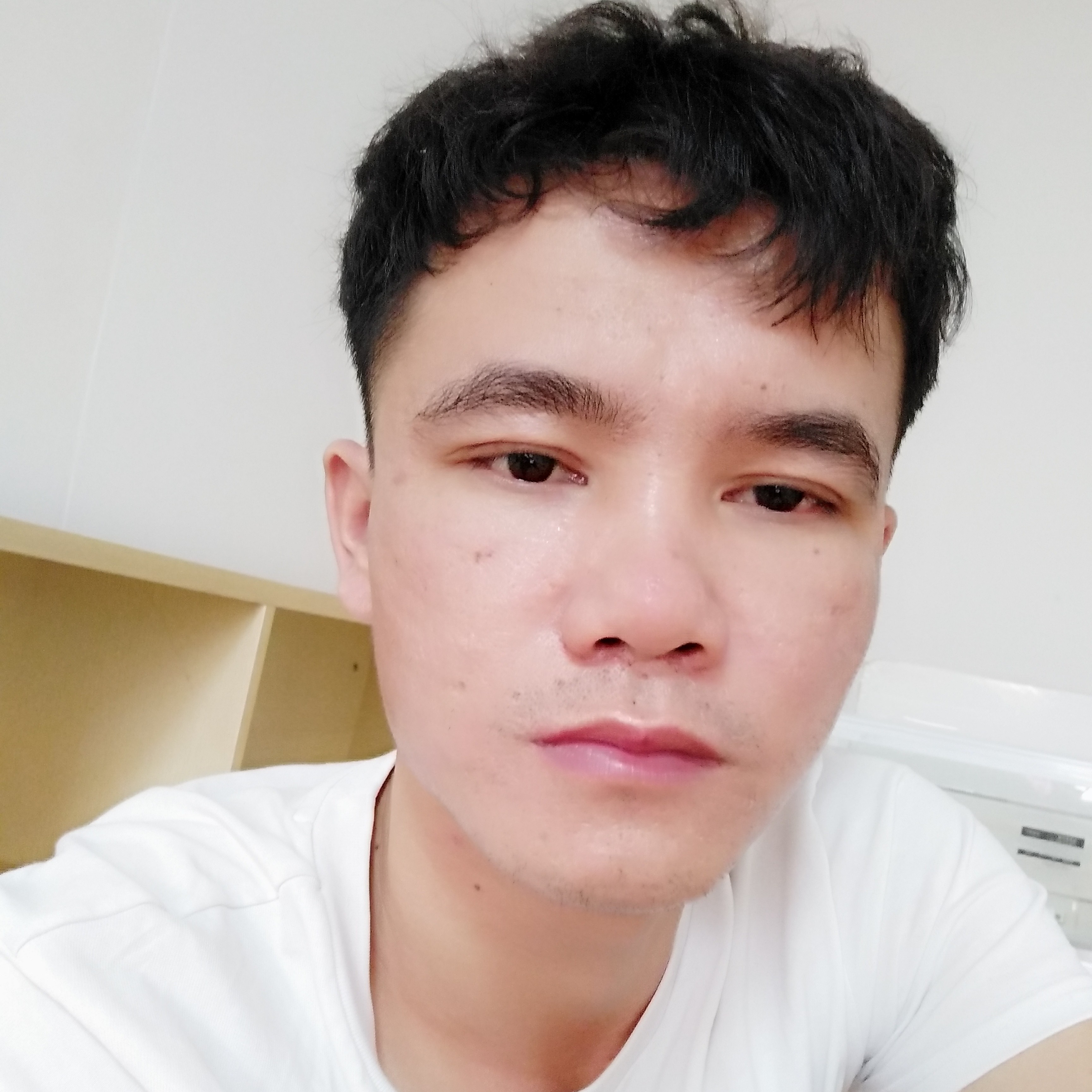 森槿拿苗条的照片