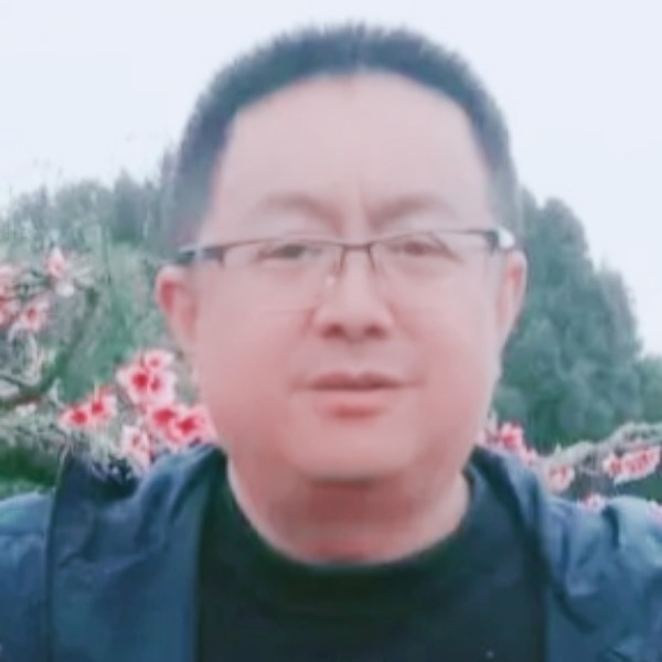 忐忑有大叔的照片