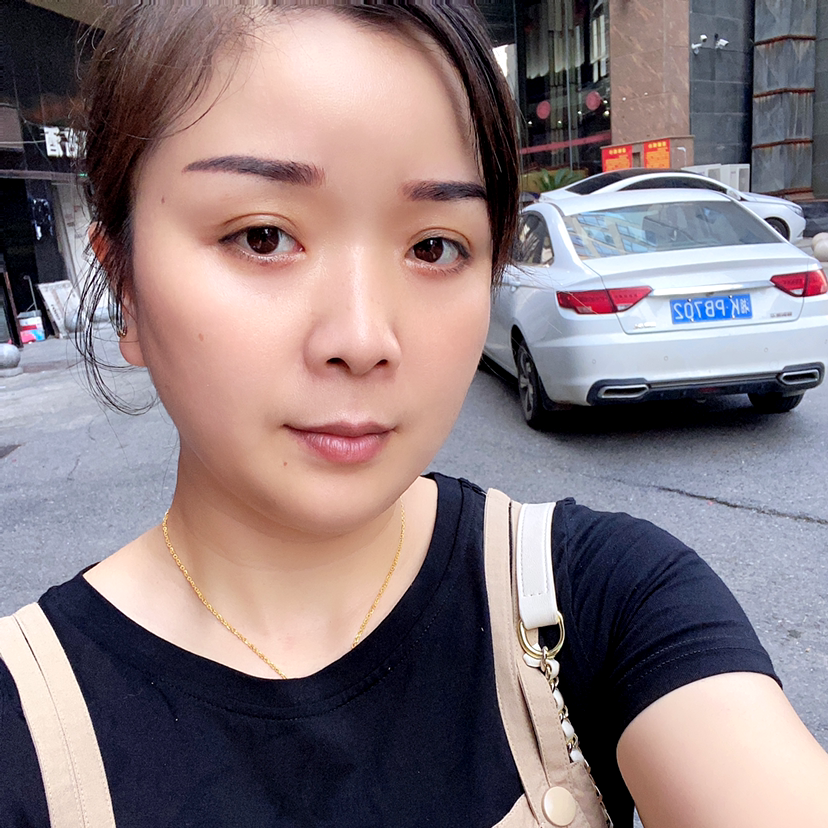落寞还小伙的照片