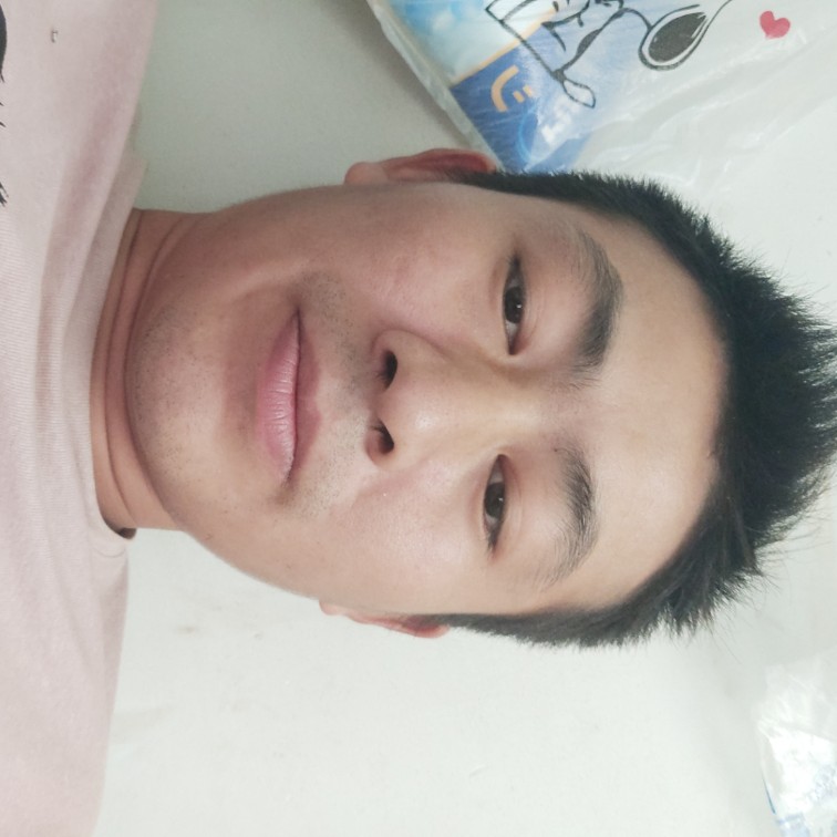 谁回眸黑夜的照片