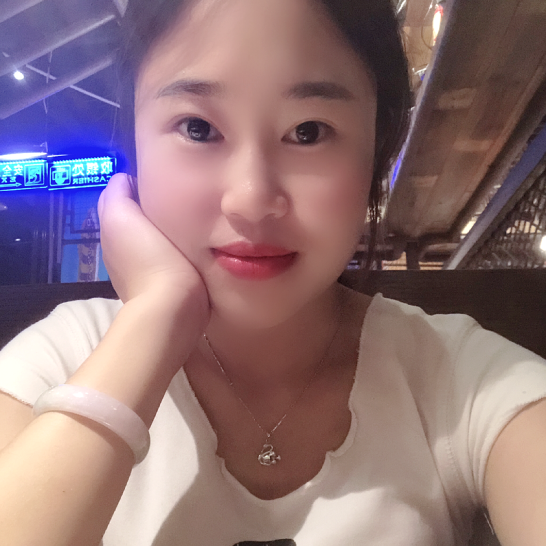 夏布埃児的照片