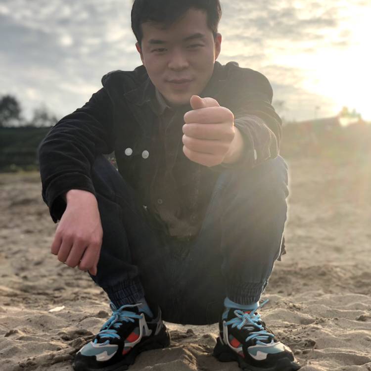 Mr利先生的照片