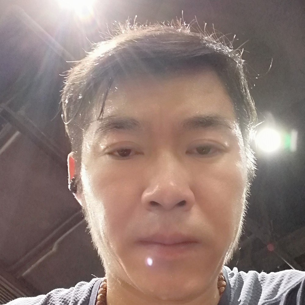 黄演权的照片