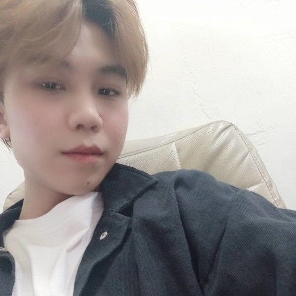 人间再无红颜笑。的照片