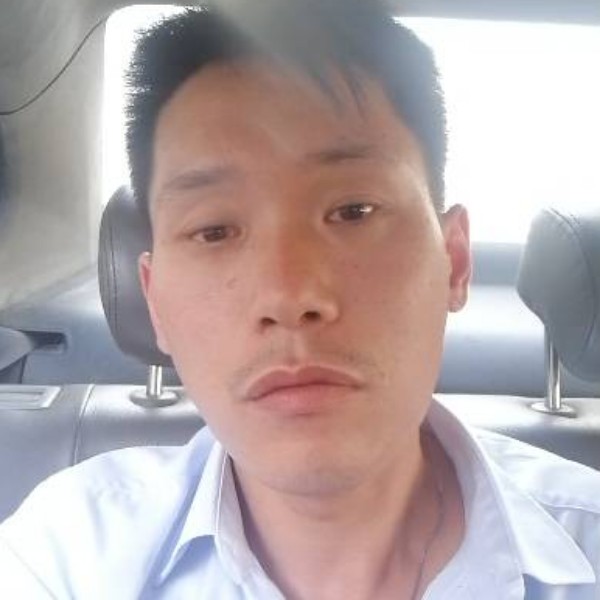 马赛峰的照片