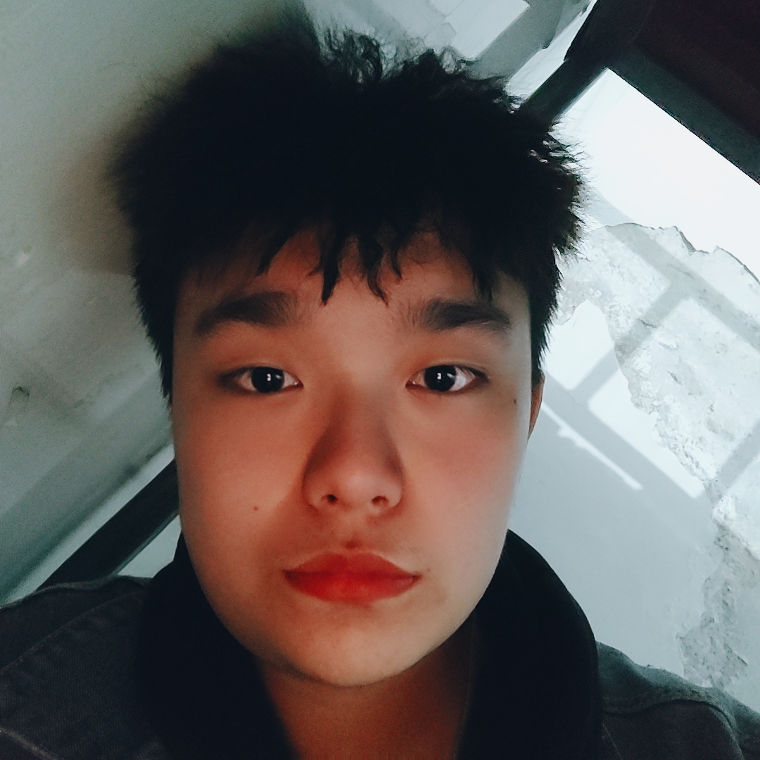 煎蛋扯大胆的照片