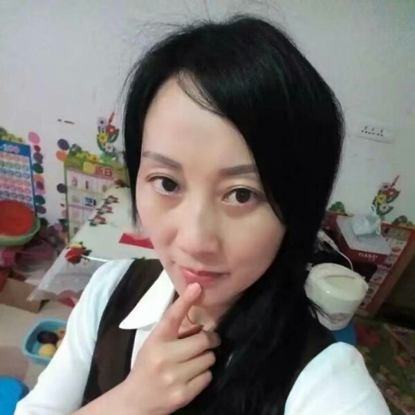 仁爱倾心枕头的照片