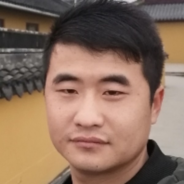 星月笑傻傻的照片