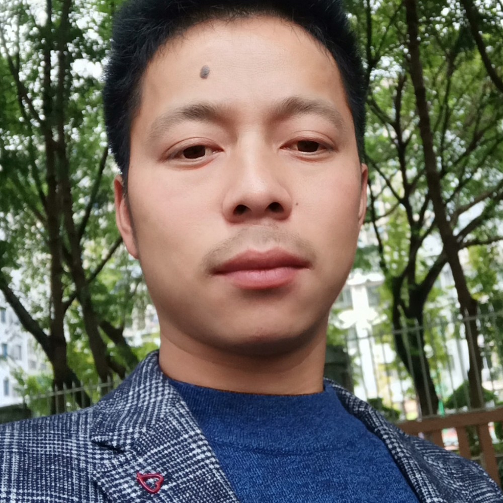 汉铭陽的照片