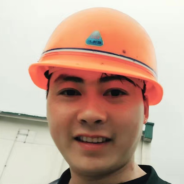瑞雪向舒服的照片