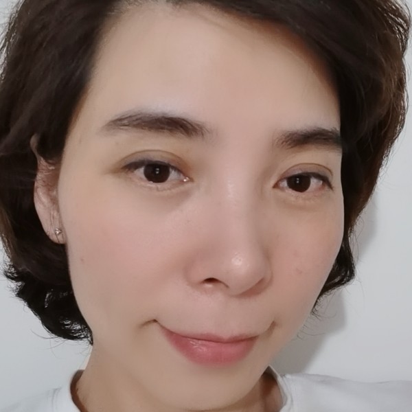 钱颜的照片
