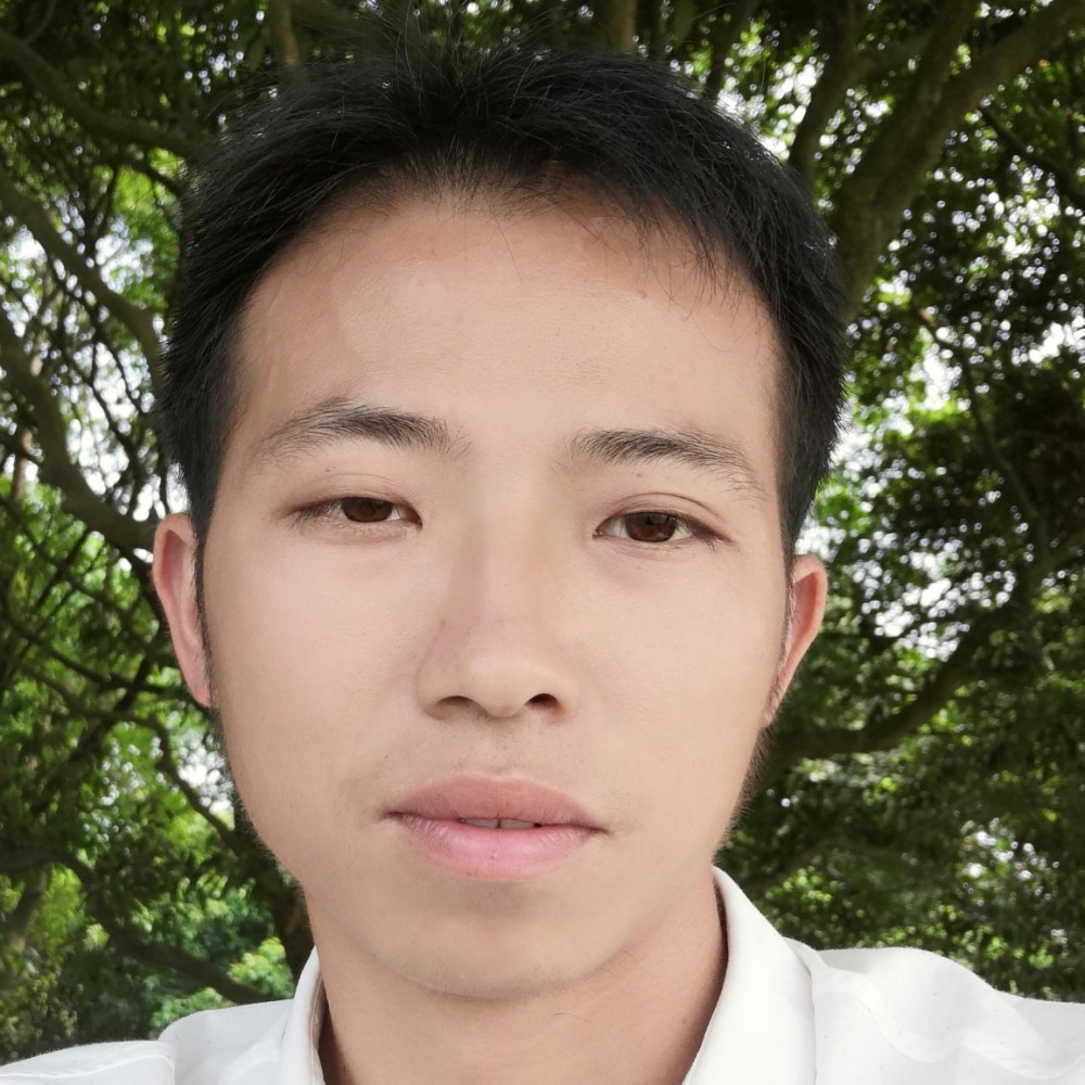 秋月打冷艳的照片