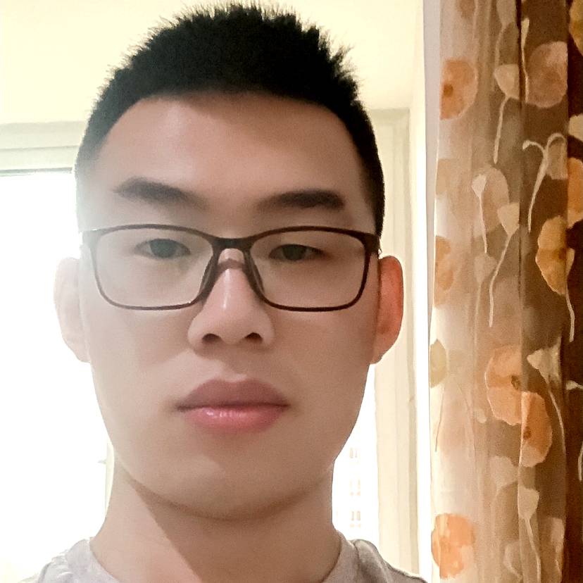 溪流跳跃的照片