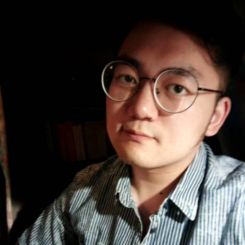 李長吉的照片