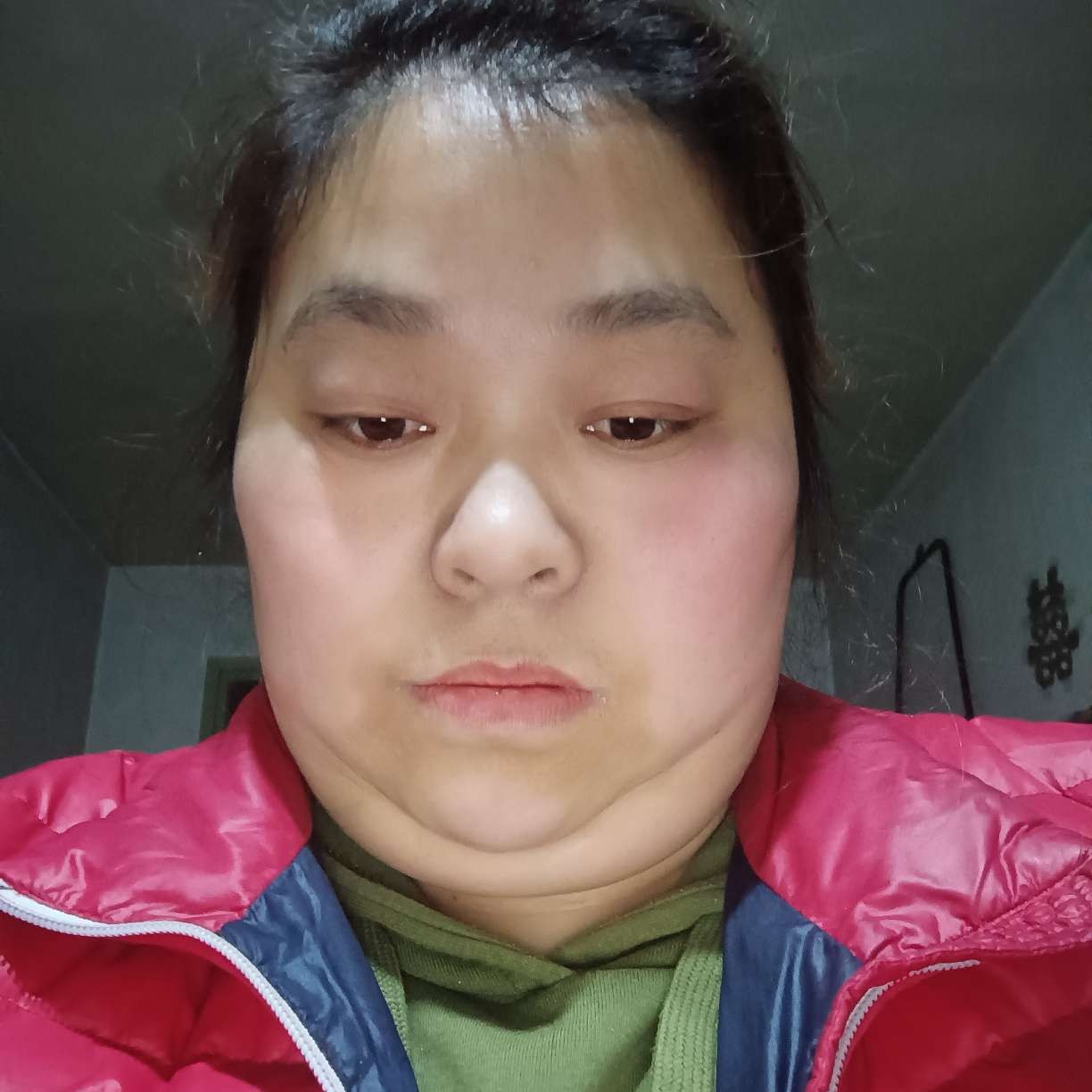剪影用羞涩的照片