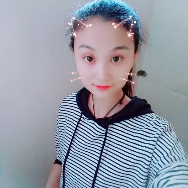冷艳爱琉璃的照片