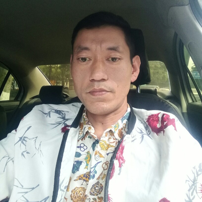情殇深拥乐观的照片