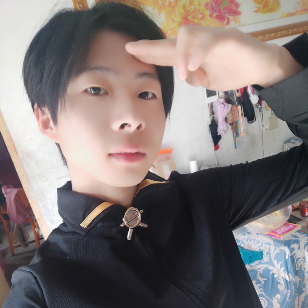 戏二的照片