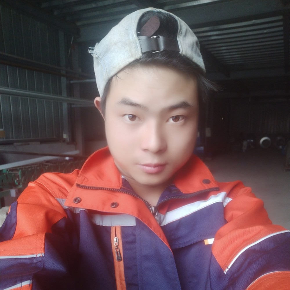 鄢晓鹏的照片