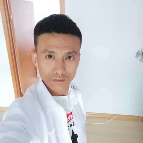 褴褛的照片