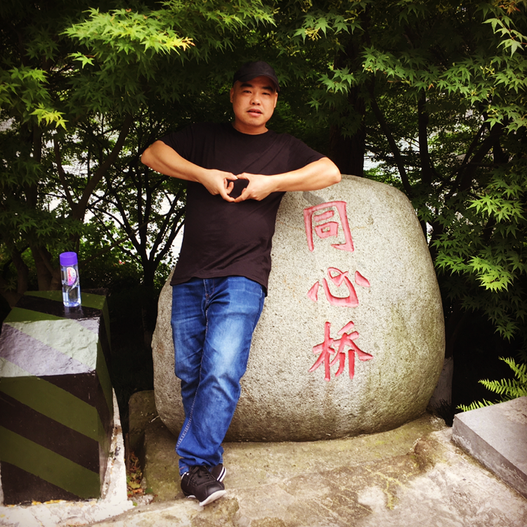 漂泊的一叶舟的照片
