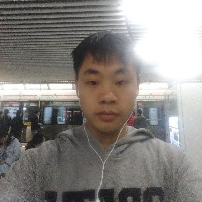 人  贵自立的照片