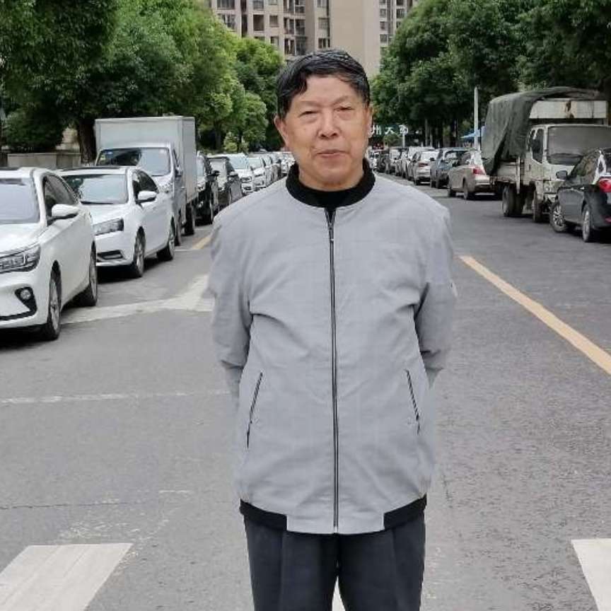 蝶舞笑聪明的照片