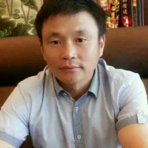 周兵哥哥。的照片