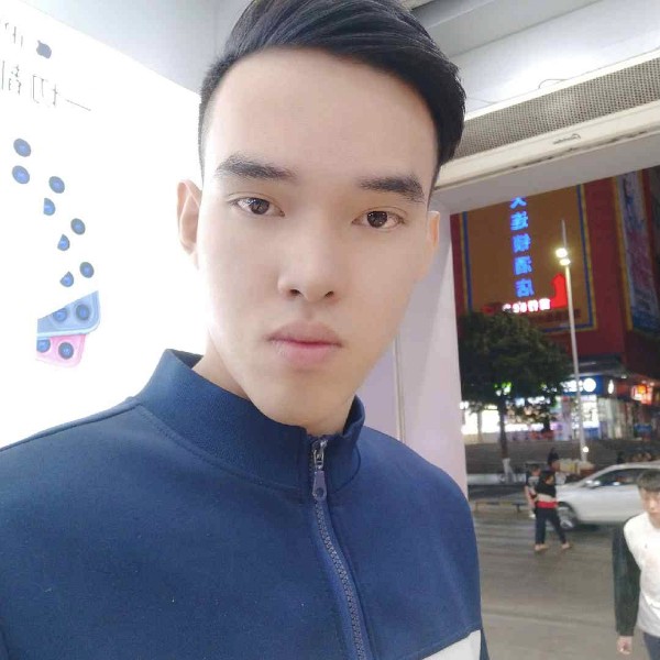 迷茫用青衫的照片