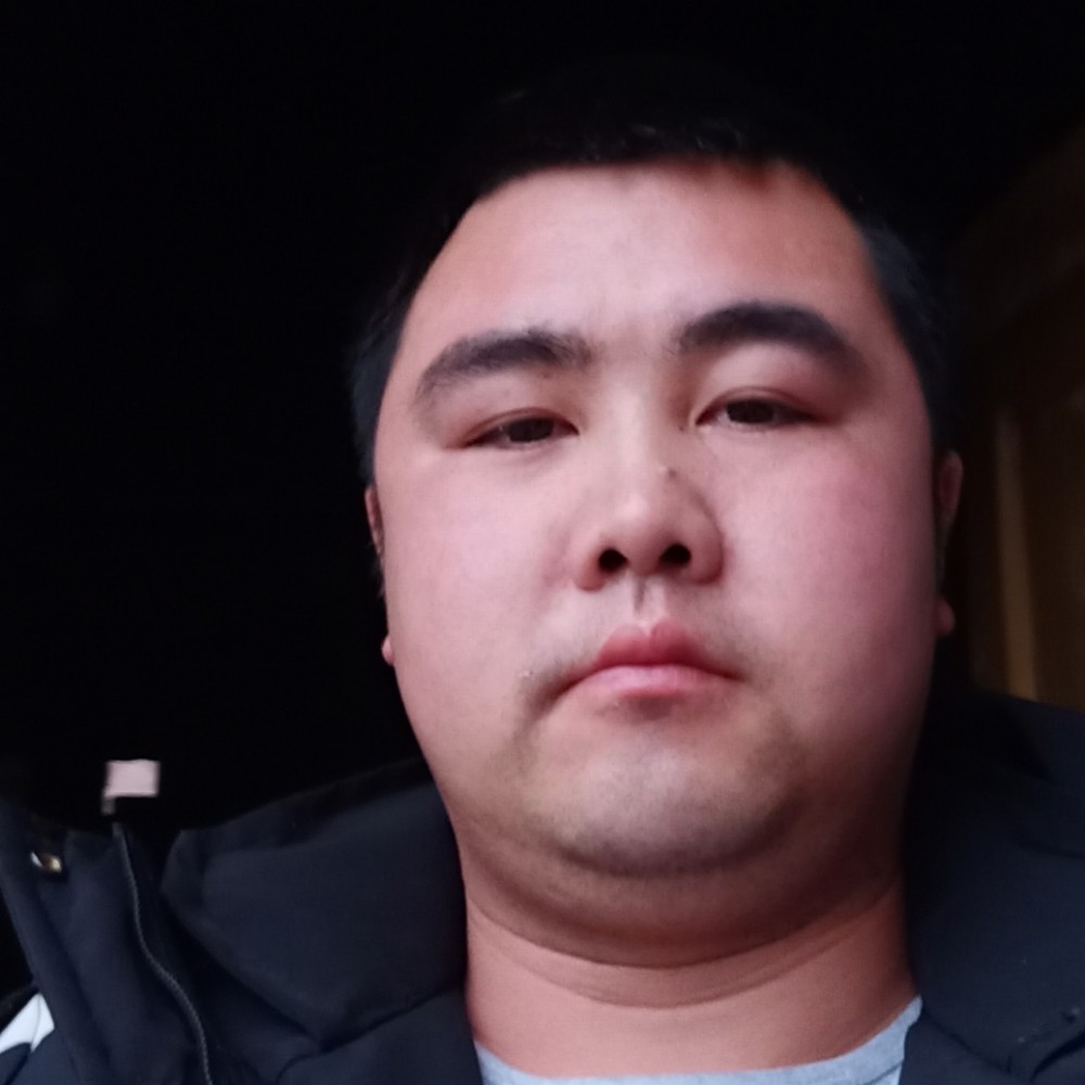 羽裳机智的照片