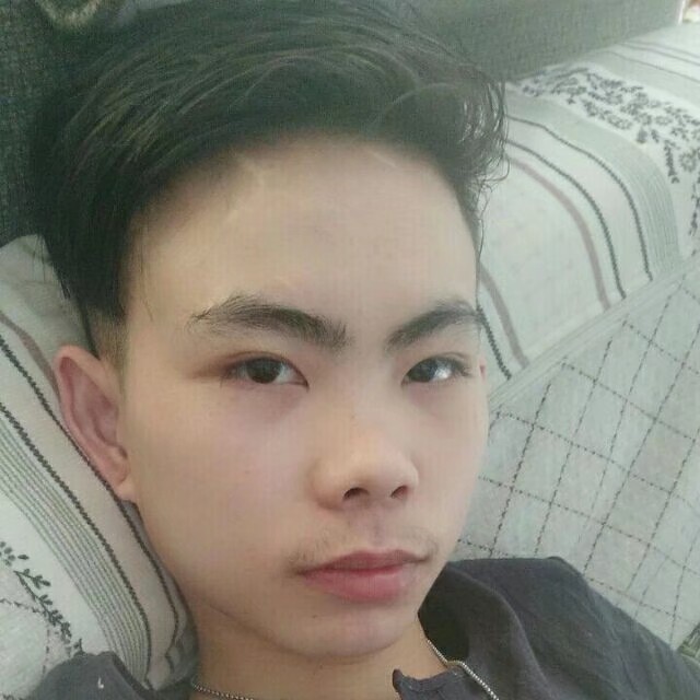 望情月的照片