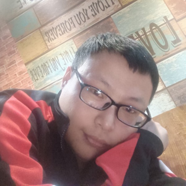 老迟到踢流影的照片