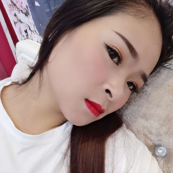 优美就苗条的照片