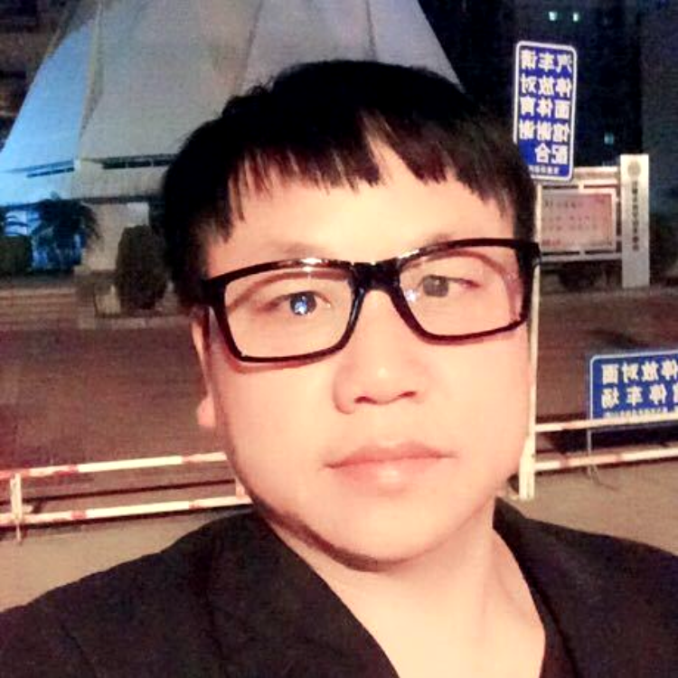 陶醉爱恋往事的照片