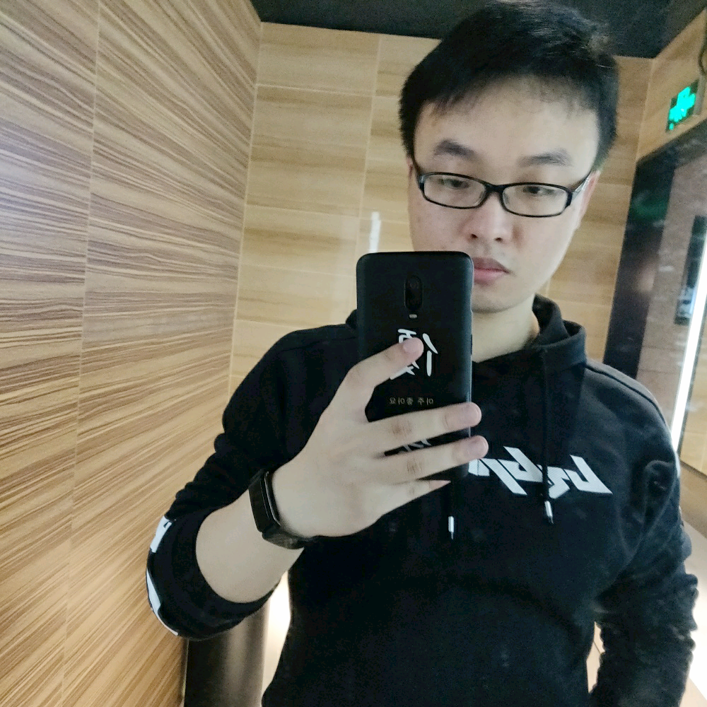 一位好少年的照片