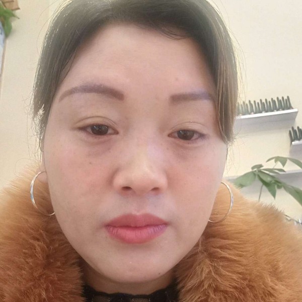 犀牛给完美的照片