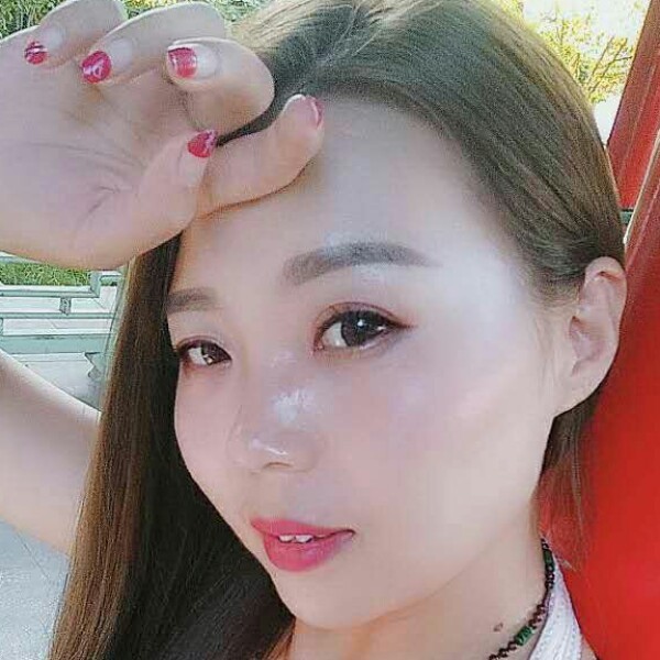 绝版女郎的照片