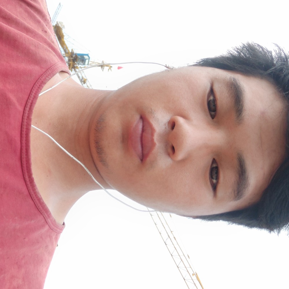 岑玉龙的照片