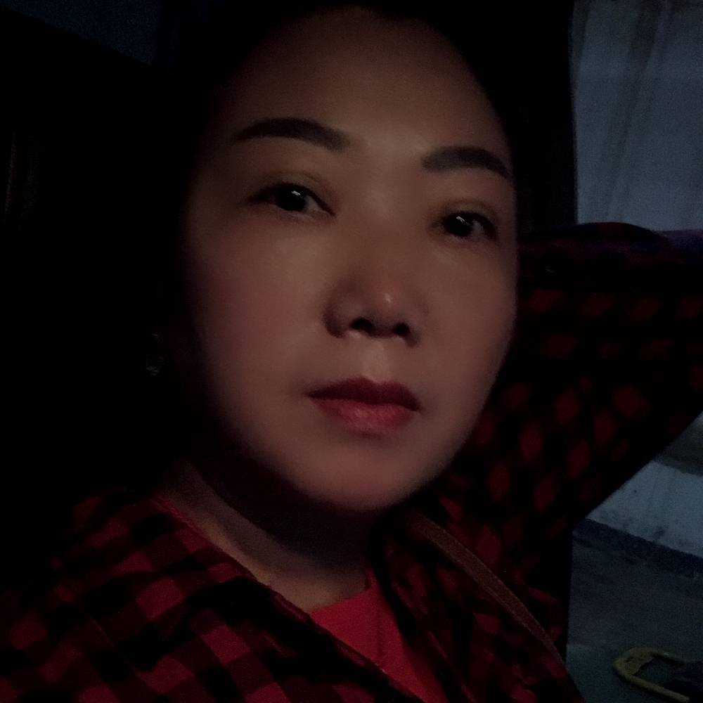 简单蝶衣的照片